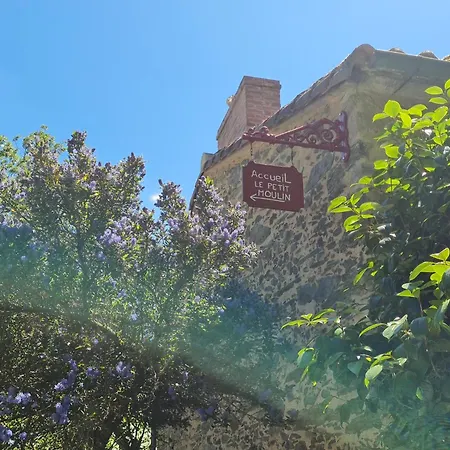 Du Petit Moulin Holiday home