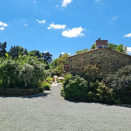 Du Petit Moulin Hébergement de vacances *